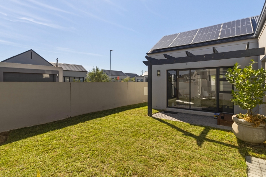 3 Bedroom Property for Sale in Aan de Wijnlanden Western Cape